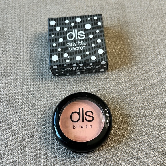 NARS-TOO FACED- HOOLA- LANCOME-ESTEE LAUDER + MORE BLUSH & BRONZER MINI BUNDLE - Picture 16 of 16